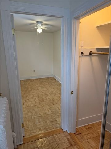 5 Whitwell Avenue B, Newport, RI 02852