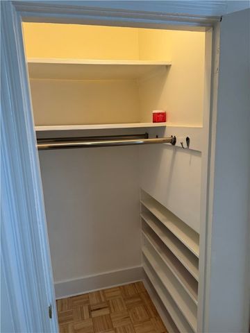 5 Whitwell Avenue B, Newport, RI 02852