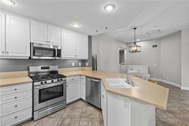 41710 Woodridge 2, Murrieta, CA 92562
