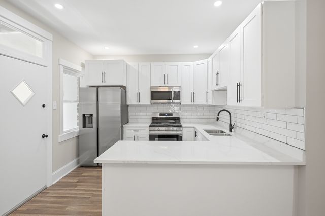 7643 S Paulina Street, Chicago, IL 60620