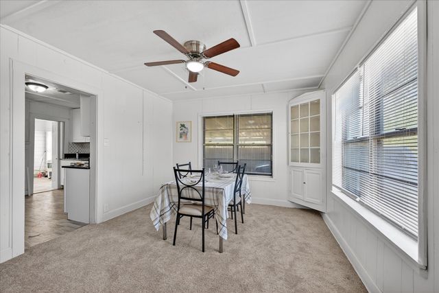 302 E 10th Street, Bonham, TX 75418