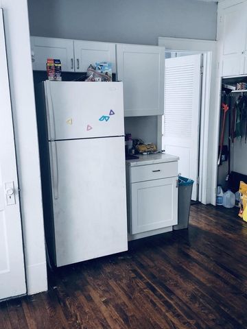 4430 W Meinecke AVENUE, Milwaukee, WI 53210