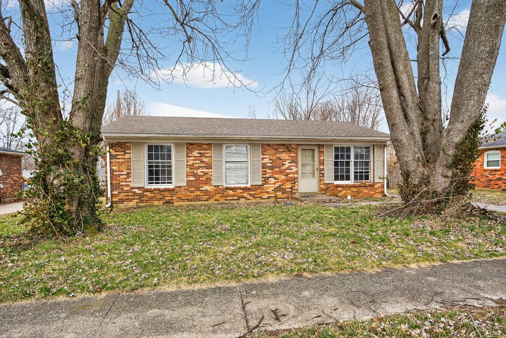 121 Pandy Street, Versailles, KY 40383