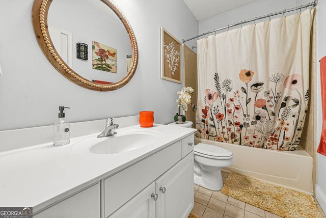 6398 Foggy Oak Drive, Fairburn, GA 30213