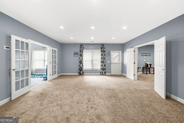 6398 Foggy Oak Drive, Fairburn, GA 30213