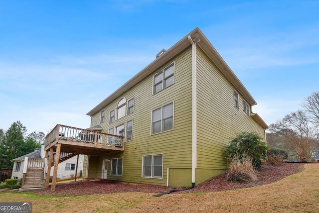 6398 Foggy Oak Drive, Fairburn, GA 30213