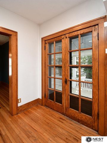 2140 S 33 Street, Lincoln, NE 68506