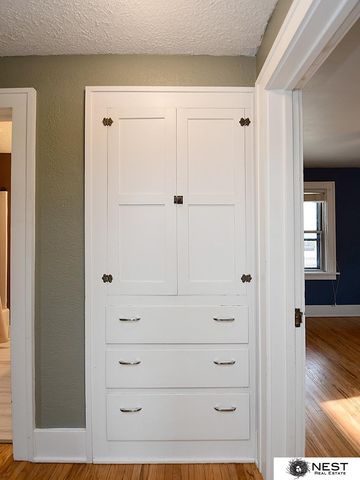 2140 S 33 Street, Lincoln, NE 68506