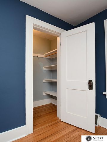 2140 S 33 Street, Lincoln, NE 68506