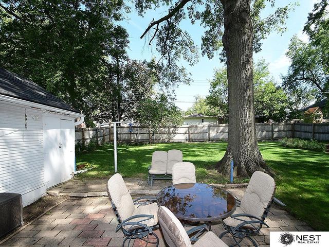 2140 S 33 Street, Lincoln, NE 68506