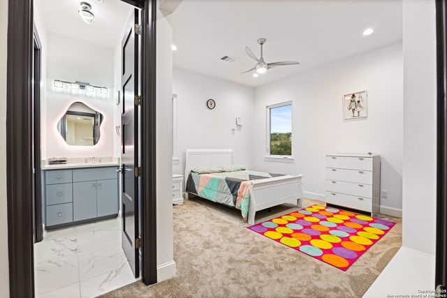 10206 KENDALL CYN, San Antonio, TX 78255