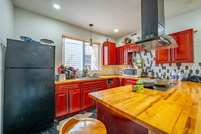 5416 S Seeley Avenue, Chicago, IL 60609