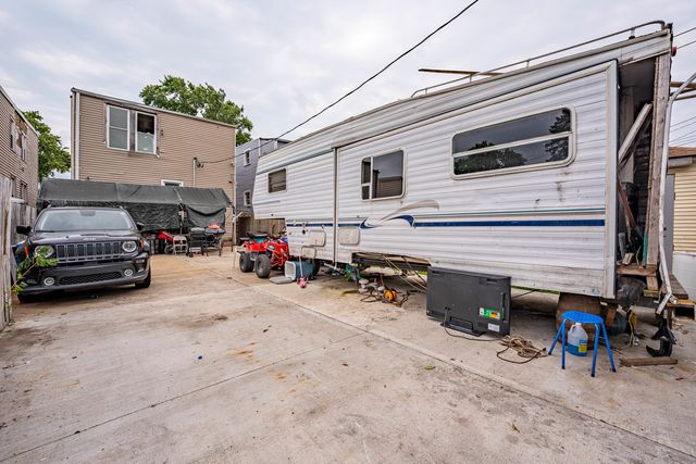 5416 S Seeley Avenue, Chicago, IL 60609
