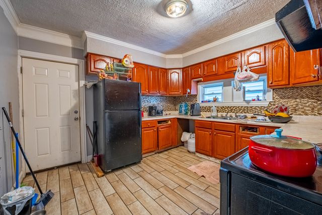 5416 S Seeley Avenue, Chicago, IL 60609