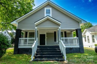 112 Hampton Street, Chester, SC 29706