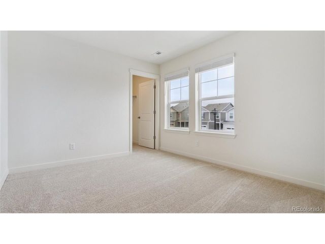 507 Ledge St, Lochbuie, CO 80603