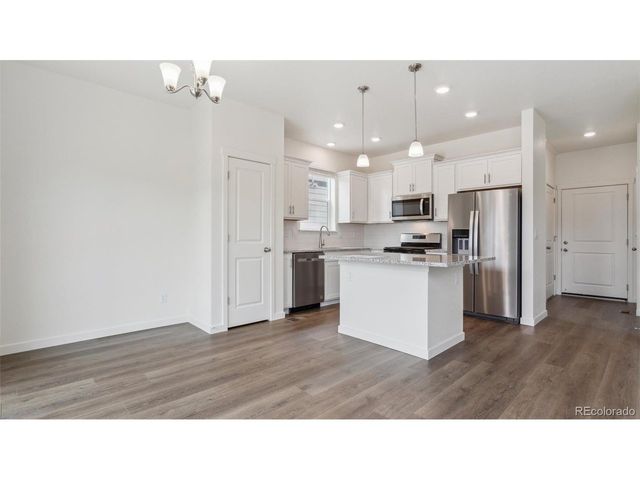 507 Ledge St, Lochbuie, CO 80603