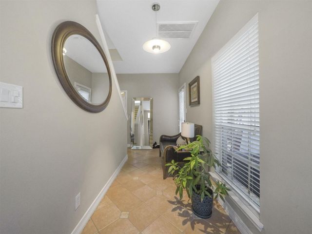 5502 Rose Street, Houston, TX 77007