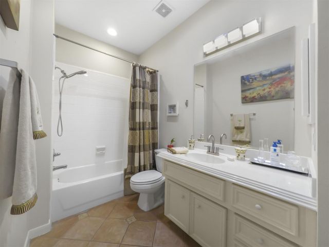 5502 Rose Street, Houston, TX 77007