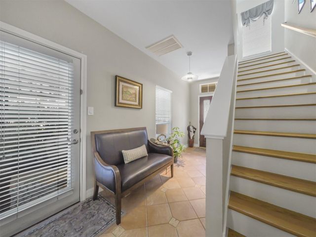 5502 Rose Street, Houston, TX 77007