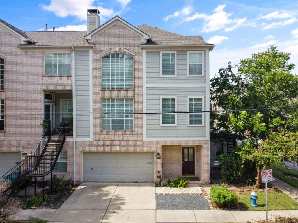 5502 Rose Street, Houston, TX 77007