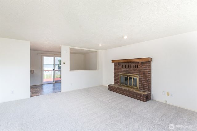 872 E Spruce Street, Sequim, WA 98382