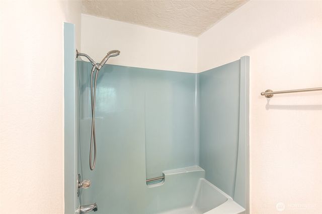 872 E Spruce Street, Sequim, WA 98382