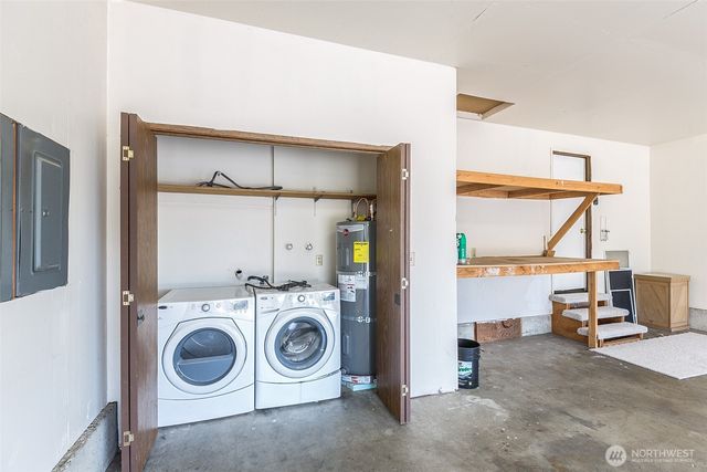 872 E Spruce Street, Sequim, WA 98382