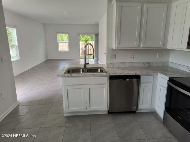 4006 HAYMON Avenue, Jacksonville, FL 32220