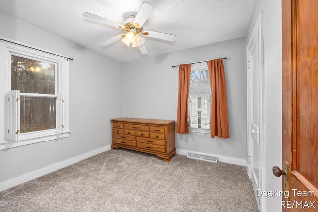 5549 Airline Road, Fruitport, MI 49415