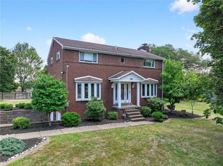 1705 Hassam, Moon/crescent Twp, PA 15108