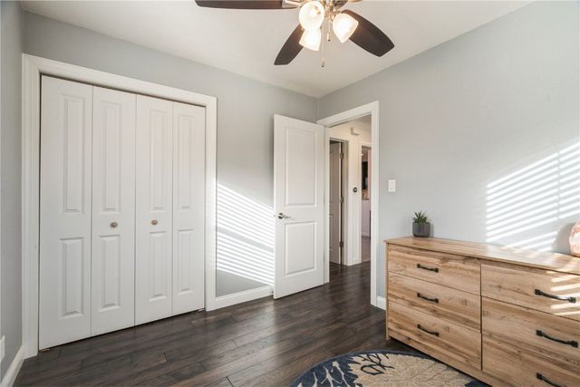 1135 Crestview Dr. SE, Cedar Rapids, IA 52403