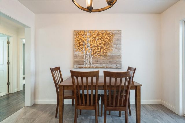 1135 Crestview Dr. SE, Cedar Rapids, IA 52403