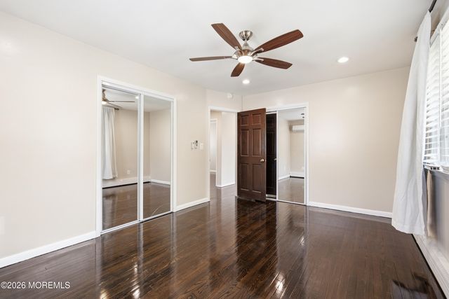 5 Snyder Lane, Keyport, NJ 07735