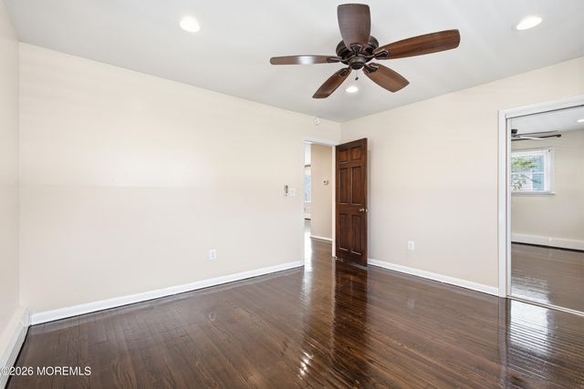 5 Snyder Lane, Keyport, NJ 07735