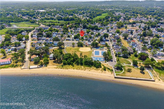 5 Snyder Lane, Keyport, NJ 07735