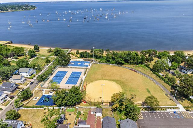 5 Snyder Lane, Keyport, NJ 07735