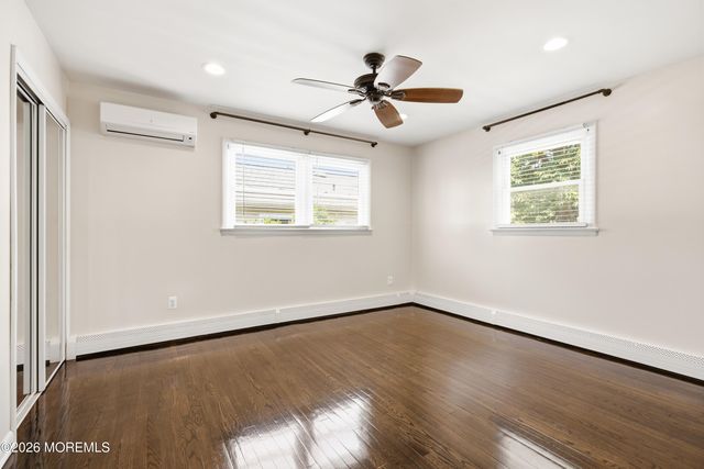 5 Snyder Lane, Keyport, NJ 07735