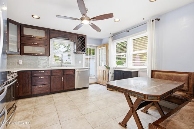5 Snyder Lane, Keyport, NJ 07735