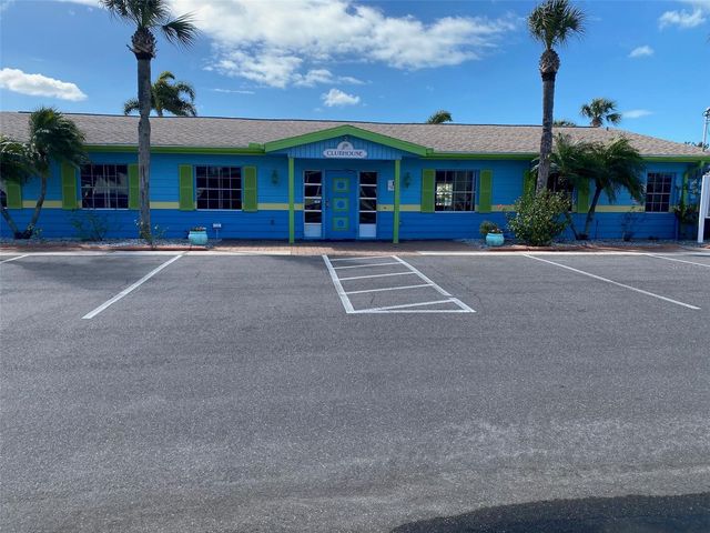 71 SCHOONER DRIVE 71, Palm Harbor, FL 34683