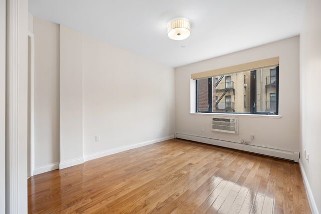 456 W 167th St Apt 4D, New York City, NY 10032