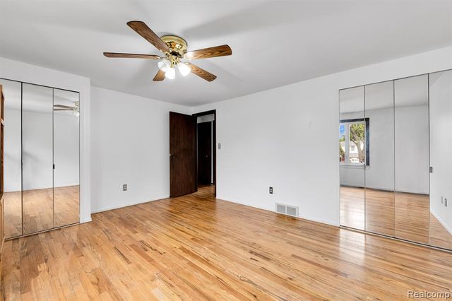 33735 Kennedy Drive, Sterling Heights, MI 48310