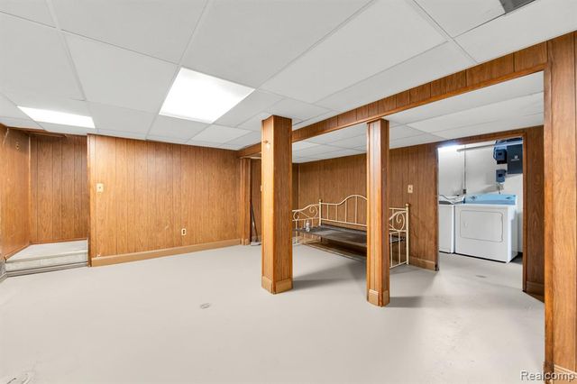 33735 Kennedy Drive, Sterling Heights, MI 48310