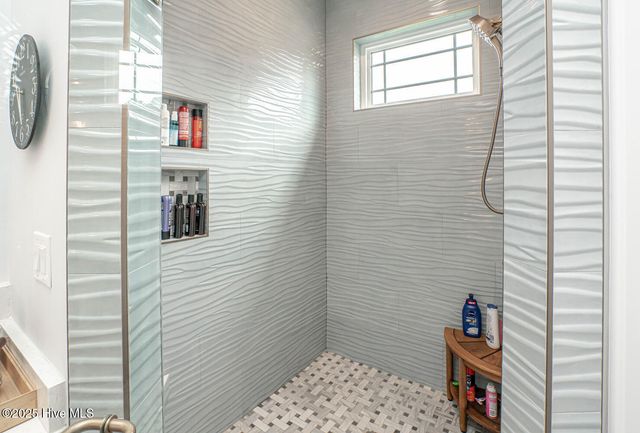 9239 Oldfield Road NW, Calabash, NC 28467