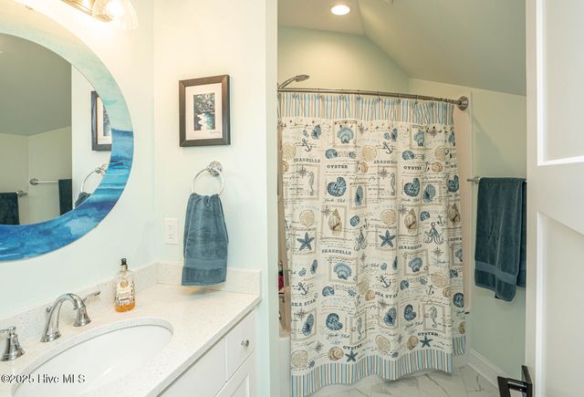 9239 Oldfield Road NW, Calabash, NC 28467