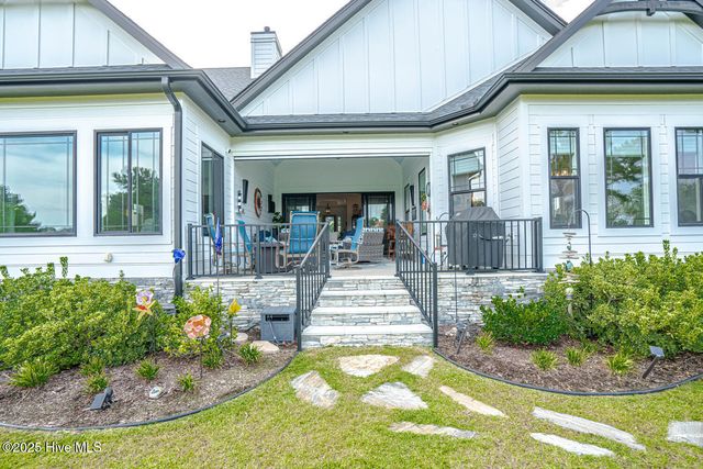 9239 Oldfield Road NW, Calabash, NC 28467