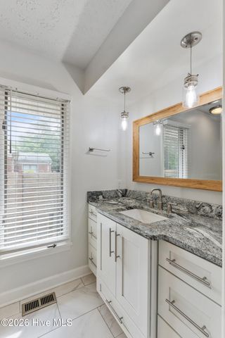 925 N Ridge Street, Southern Pines, NC 28387