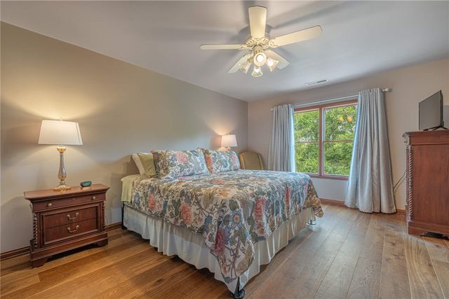 130 Edinburgh Drive, Springboro, OH 45066