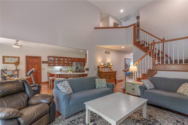 130 Edinburgh Drive, Springboro, OH 45066