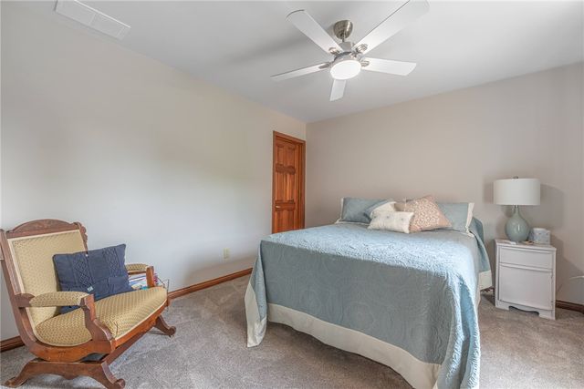 130 Edinburgh Drive, Springboro, OH 45066